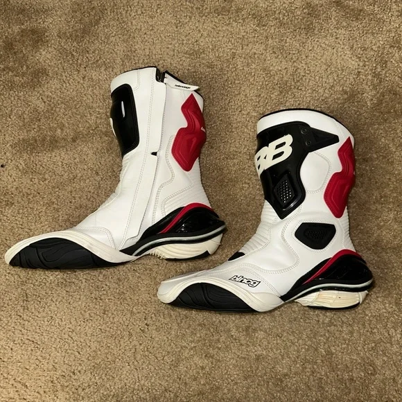 Balenciaga Black and White Combat Boots - Picture 5 of 7